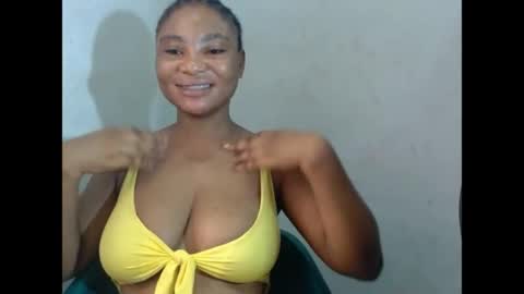 Snapshot of fuckxmypussy chatting on 05.12.26 fuckxmypussy online show from 05.12.26