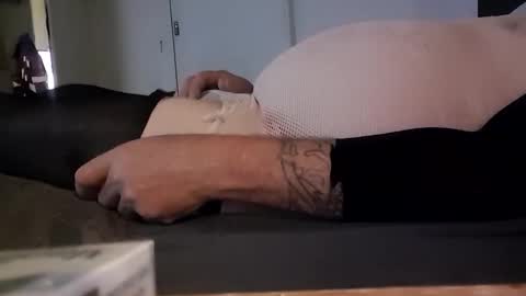 Pizzaz online show from 02.02.25