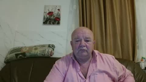 Snapshot of fullballs6 chatting on 11.28.25 fullballs6 online show from 11.28.25