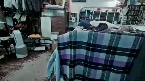 Snapshot of fullsvc chatting on 11.06.25 fullsvc online show from 11.06.25