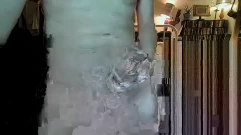 Snapshot of fullsvc chatting on 11.09.25 fullsvc online show from 11.09.25