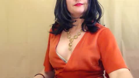 Snapshot of fun4tips chatting on 02.10.25 Fun4Tips online show from 02.10.25