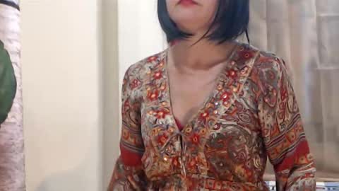 Snapshot of fun4tips chatting on 12.22.25 Fun4Tips online show from 12.22.25