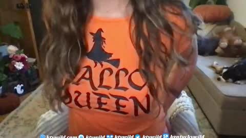 Snapshot of funcamkw chatting on 10.15.25 Thank you for visiting I hope you had fun 3 online show from 10.15.25