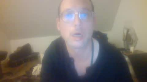 Snapshot of funneltunnel chatting on 05.06.26 funneltunnel online show from 05.06.26
