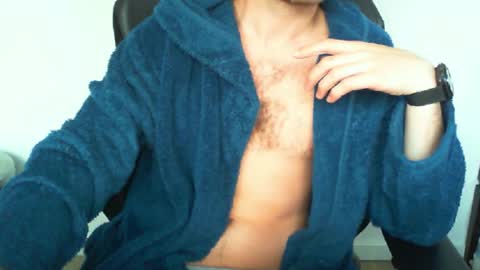 Snapshot of funnyeucouple chatting on 06.02.26 YWhiteNiceMan online show from 06.02.26