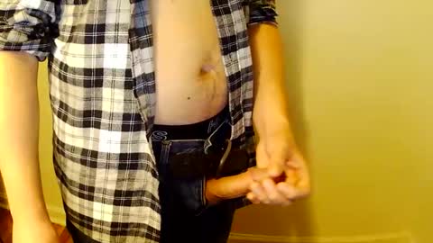 Snapshot of funstr8guy909 chatting on 10.16.25 funstr8guy909 online show from 10.16.25
