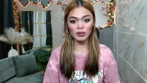Snapshot of fushialore chatting on 05.25.26 fushialore online show from 05.25.26