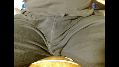 Snapshot of fuzzyblues chatting on 12.27.24 Fuzzy Blues online show from 12.27.24