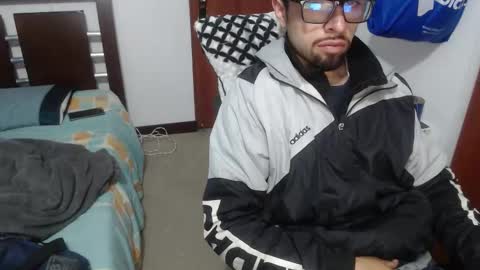 Snapshot of fvckhorneyguy chatting on 10.26.25 andrew online show from 10.26.25