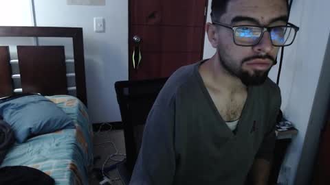 Snapshot of fvckhorneyguy chatting on 11.01.25 andrew online show from 11.01.25