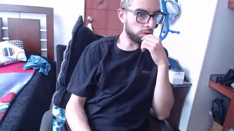 Snapshot of fvckhorneyguy chatting on 02.03.26 andrew online show from 02.03.26