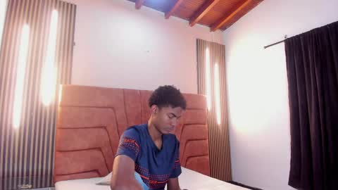 Snapshot of fykmor_2 chatting on 09.12.25 fykmor online show from 09.12.25