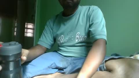 Snapshot of g0lu_ chatting on 12.10.24 Nunnu online show from 12.10.24