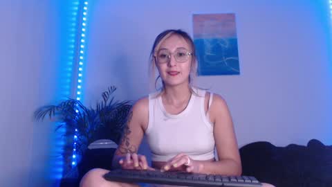 Gabriela online show from 01.15.25