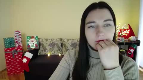 Jaklin online show from 12.26.24