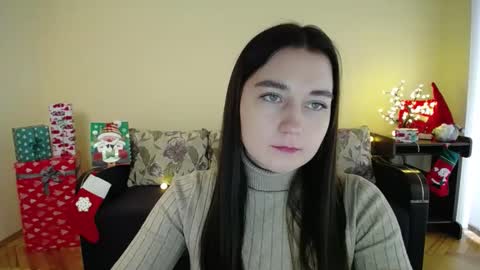 Jaklin online show from 12.26.24