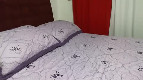 gaby  layla online show from 11.19.25