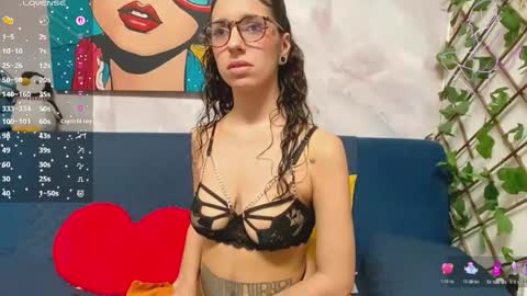Snapshot of gabimorgan chatting on 04.28.26 Gabi Morgan online show from 04.28.26