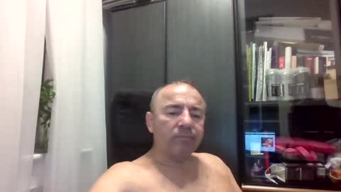 Snapshot of gabriel9_2003 chatting on 07.16.26 gabriel9_2003 online show from 07.16.26
