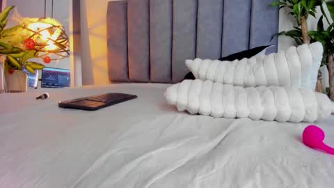 Carolina online show from 10.26.25