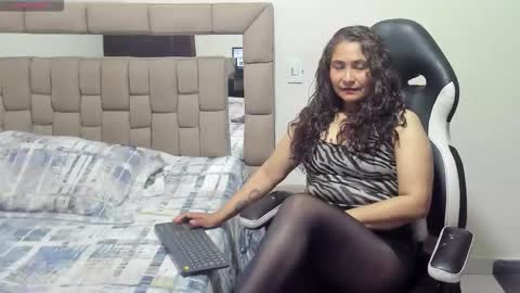 Snapshot of gabriela_ponce chatting on 03.22.26 gabriela ponce online show from 03.22.26