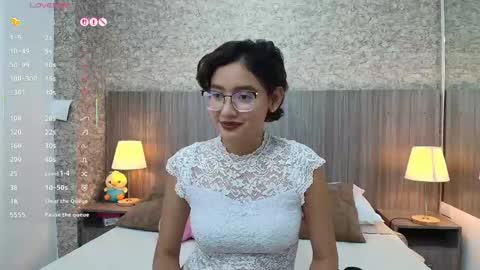 Snapshot of gabriela_vargas chatting on 05.05.26 Gabriela Vargas online show from 05.05.26
