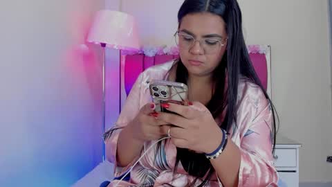 Snapshot of gabrielaa_01 chatting on 02.14.25 Gaby Im on vacation see you on November 25 online show from 02.14.25