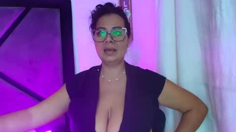 GABRIELA online show from 12.18.25