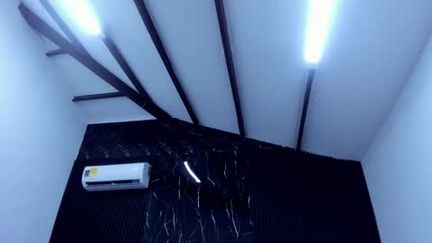 Snapshot of gabrielakassi chatting on 09.21.25 Gabriela Kassi online show from 09.21.25