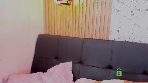 Snapshot of gabrielam_ms chatting on 02.01.26 Gabriela Evans MS online show from 02.01.26