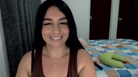 Snapshot of gabrielaross chatting on 03.16.26 GabrielaRoss online show from 03.16.26