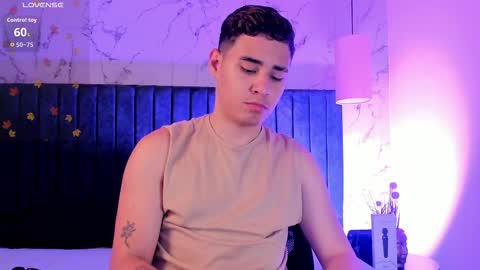 Snapshot of gabriell_ramirez_ chatting on 09.16.25 gabriell_ramirez_ online show from 09.16.25