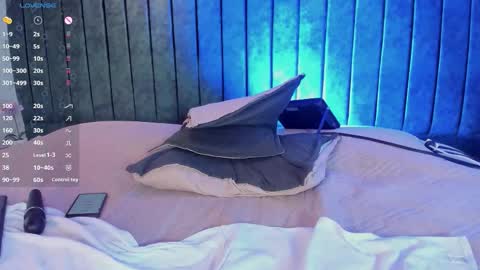 Snapshot of gabriell_ramirez_ chatting on 10.24.25 gabriell_ramirez_ online show from 10.24.25