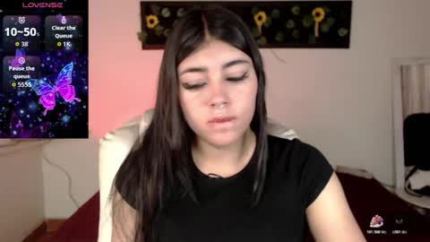 Snapshot of gabriella_live_ chatting on 11.12.25 gabriella_live_ online show from 11.12.25