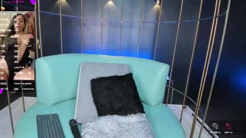 gabriellacox online show from 10.11.25