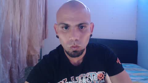 Snapshot of gabrielle_ramirez chatting on 02.22.25 Gabriel online show from 02.22.25