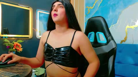 GABY GIL online show from 05.19.26
