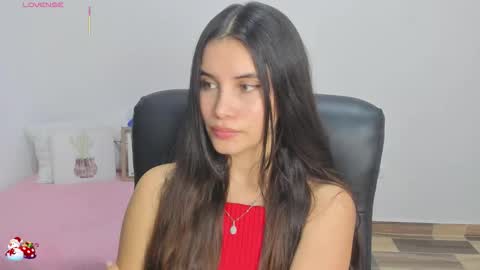 Snapshot of gaby_olsen chatting on 11.15.25 Gabriela online show from 11.15.25