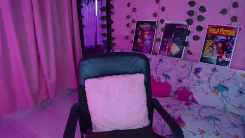 Snapshot of gaby_tailor_ chatting on 01.03.25 Gaby online show from 01.03.25