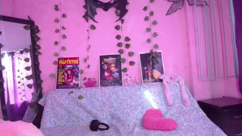 Snapshot of gaby_tailor_ chatting on 01.11.25 Gaby online show from 01.11.25