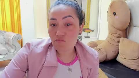 Snapshot of gaby_trent chatting on 01.07.25 gabriela online show from 01.07.25