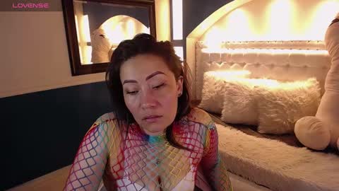 Snapshot of gaby_trent chatting on 02.11.25 gabriela online show from 02.11.25