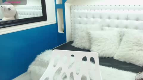 Snapshot of gaby_trent chatting on 02.21.25 gabriela online show from 02.21.25