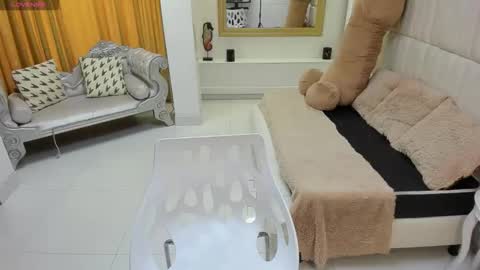 gabriela online show from 04.08.26