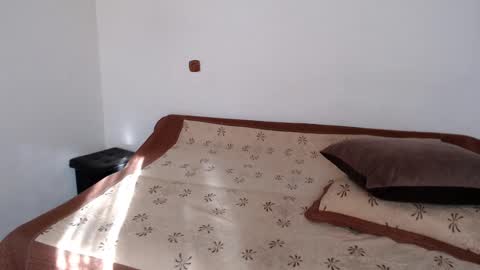 gabyfeatbogdy online show from 01.19.25