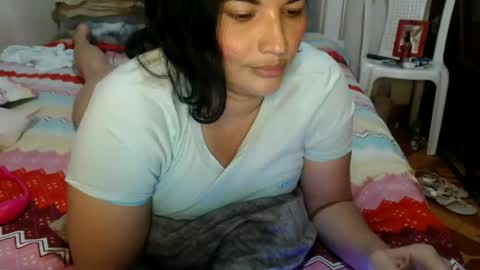 Snapshot of gabysot chatting on 06.15.26 gabysot online show from 06.15.26