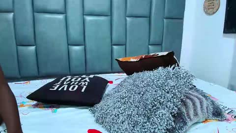 Snapshot of gabystom chatting on 11.14.25 gabystom online show from 11.14.25