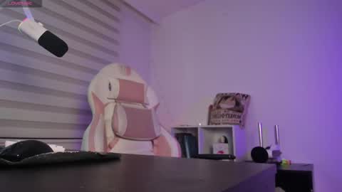 Gabriela Miller online show from 11.27.25