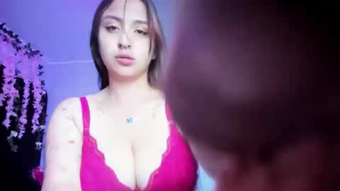 Snapshot of gabyy_cooper chatting on 11.30.25 gabby cooper online show from 11.30.25